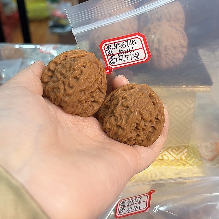 文玩核桃把件赵喜满南将石