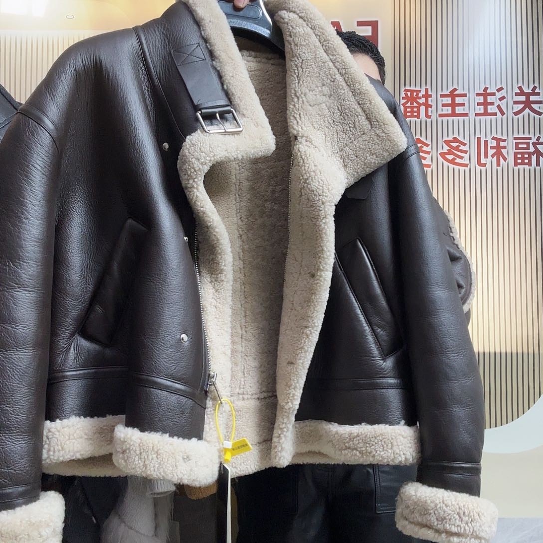 莉莉家时尚女装皮草m