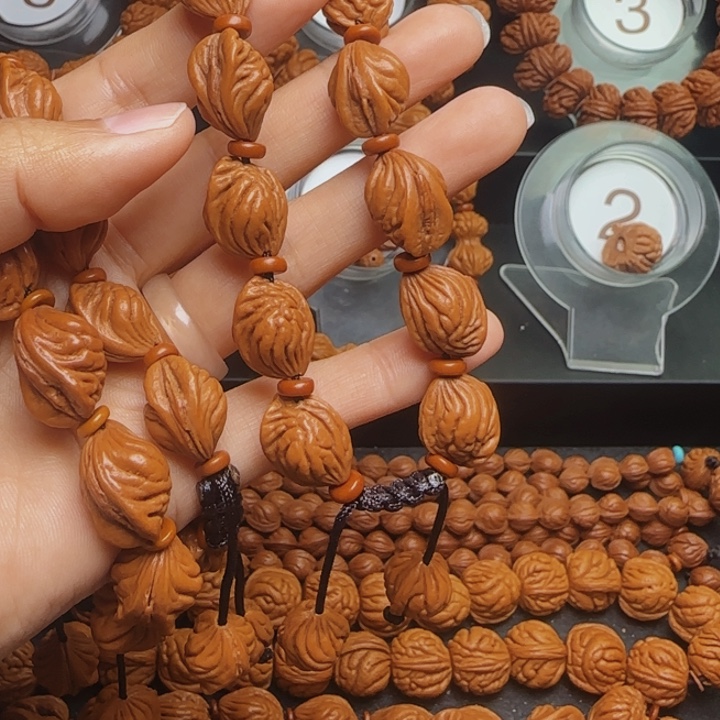 *****桃核手串龙纹桃核