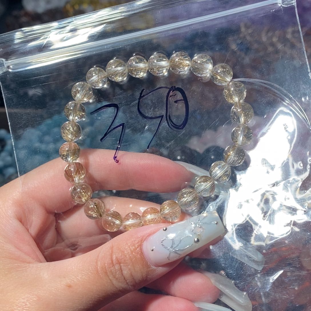 水晶手链未镶嵌?手链