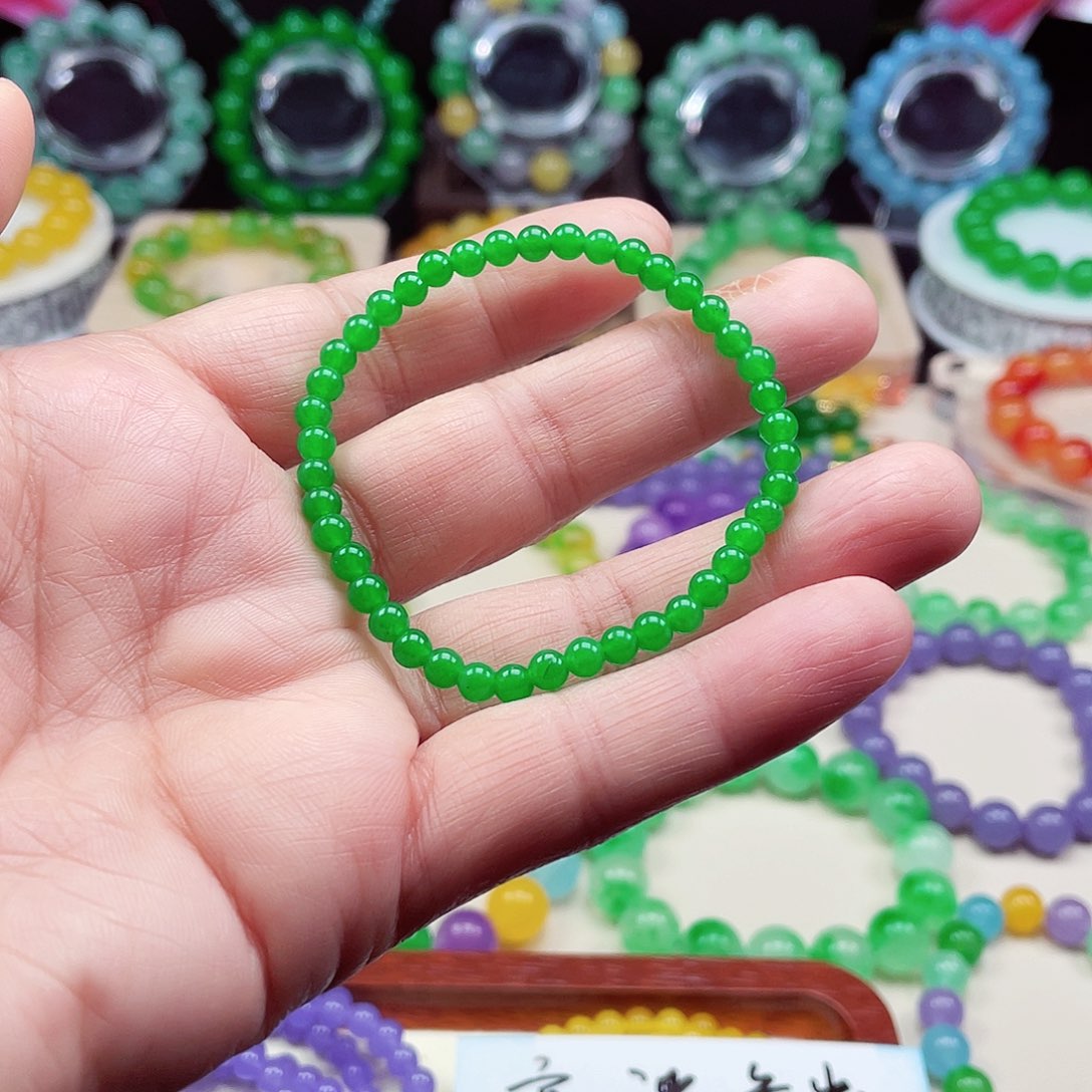 翡翠未镶嵌颈饰卡4.5翡翠珠链男女款01