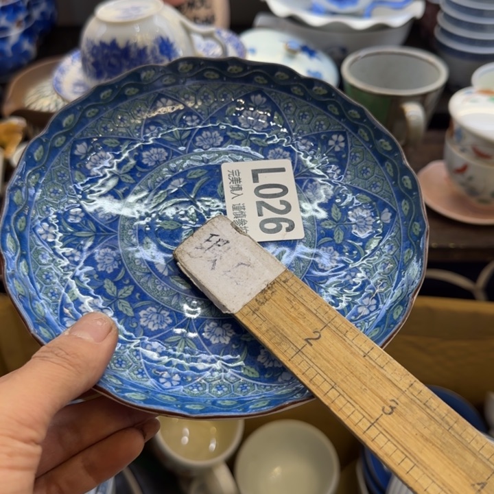 瓷片喵***?哈哈哈哈哈哈姐姐