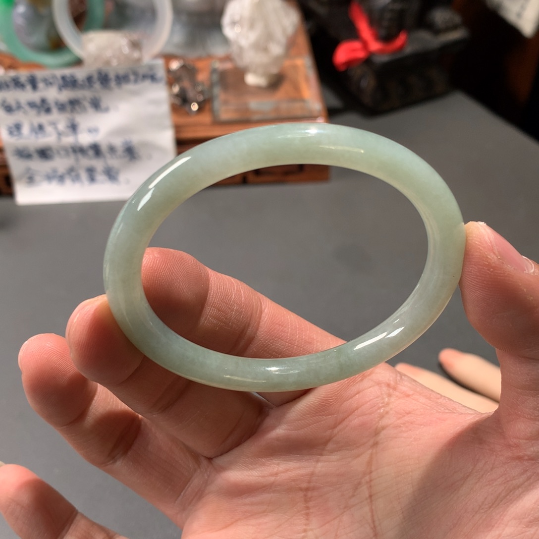 翡翠手镯未镶嵌55贵妃