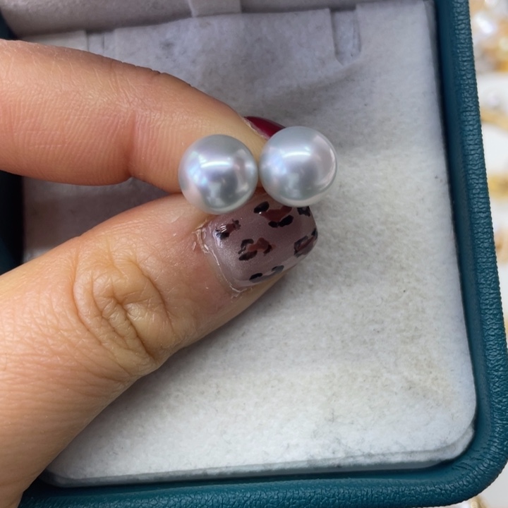 海水珍珠耳饰18K金镶嵌