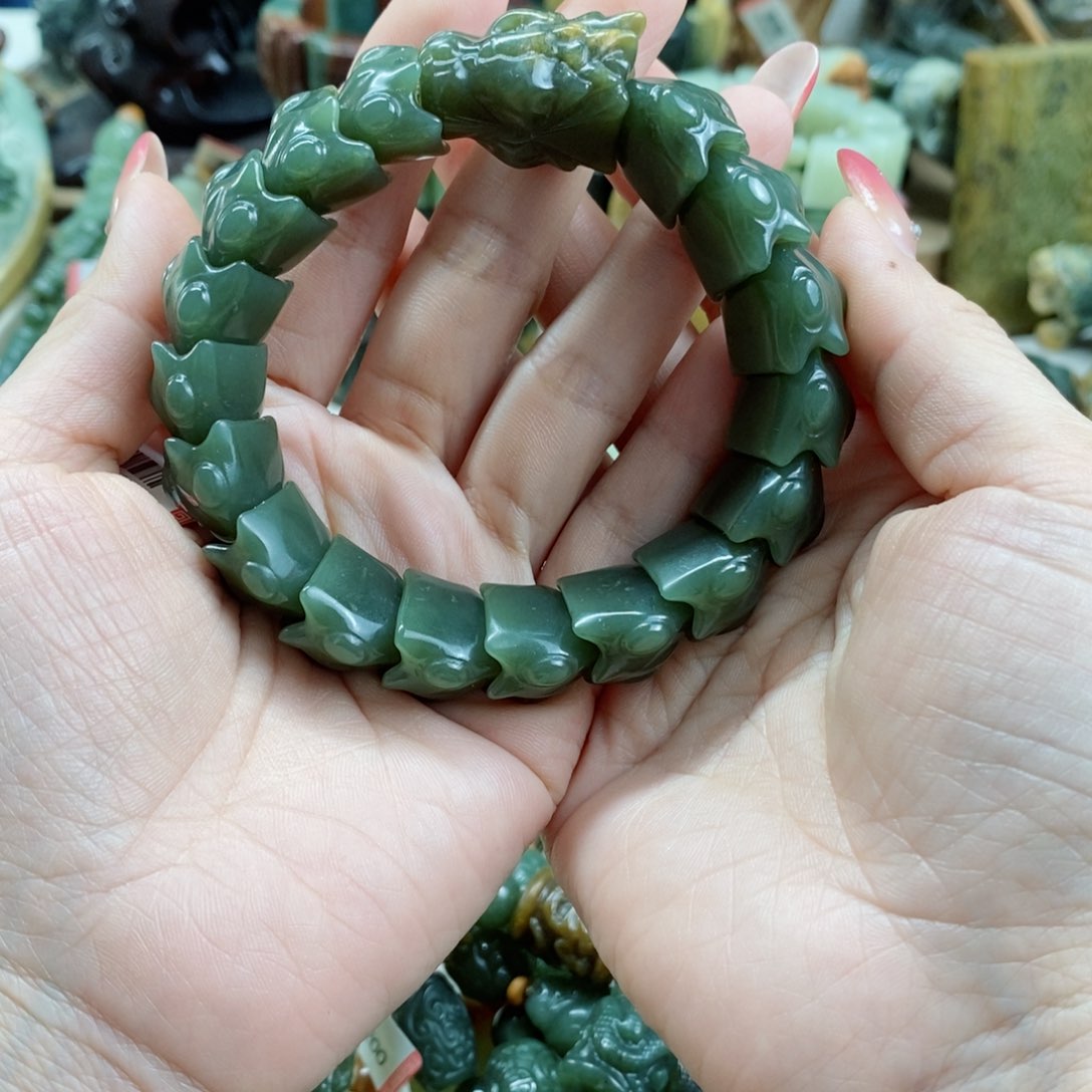 和田玉手链未镶嵌大***田