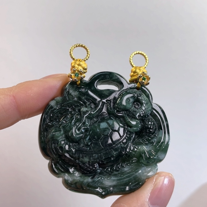 翡翠吊坠(赠链)未镶嵌代编织