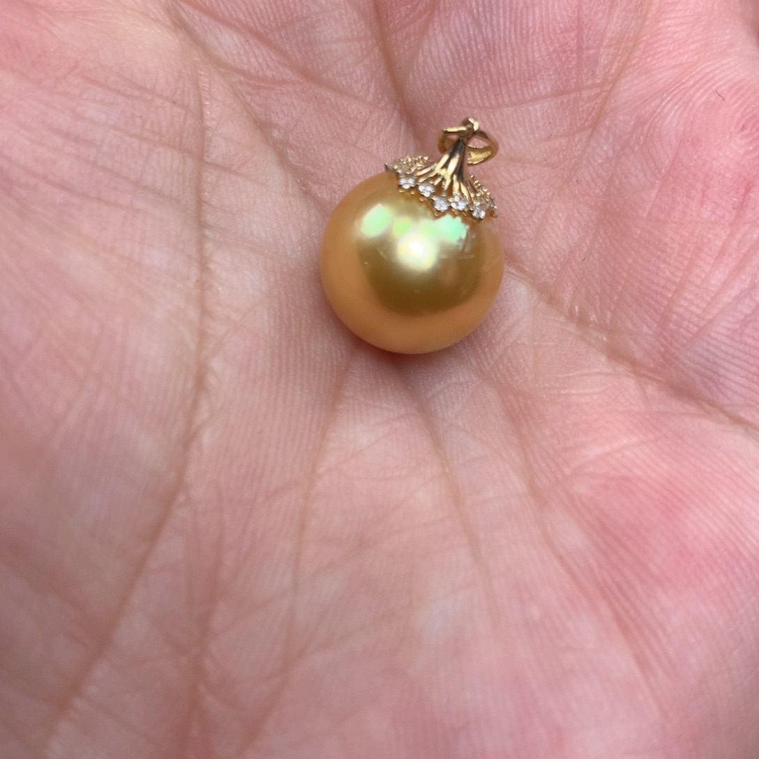 海水珍珠颈饰18K金镶嵌