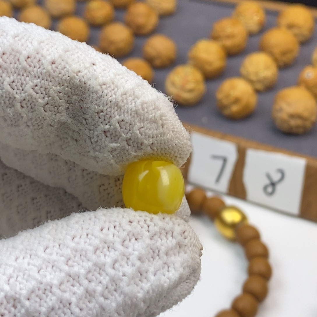 见****猴头核桃手串蜜拉