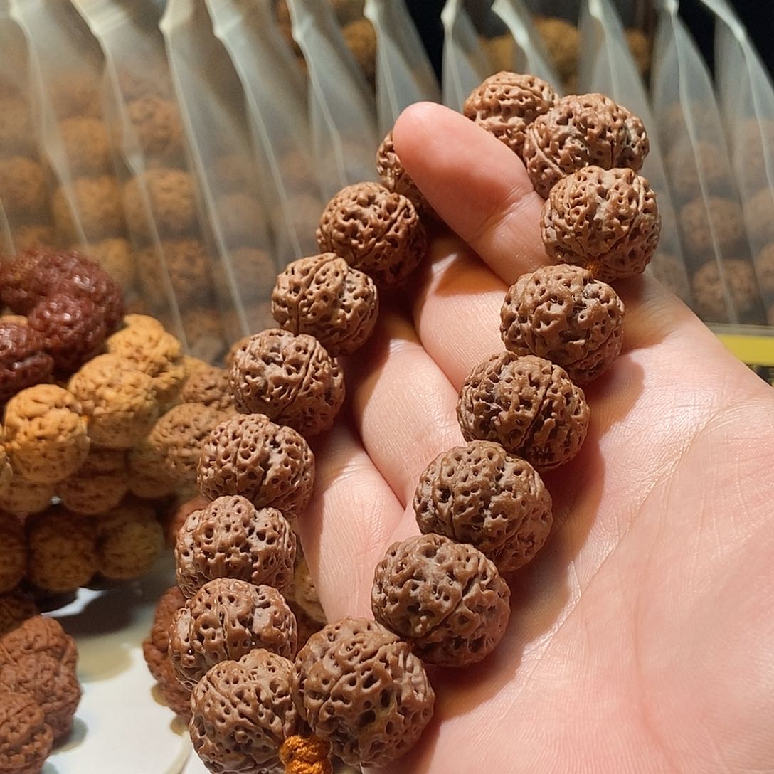 吊坠金刚菩提私人订制深沟蜂王20mm