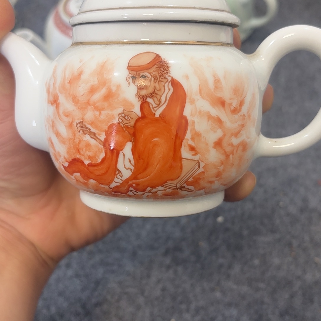 非古董现代工艺品