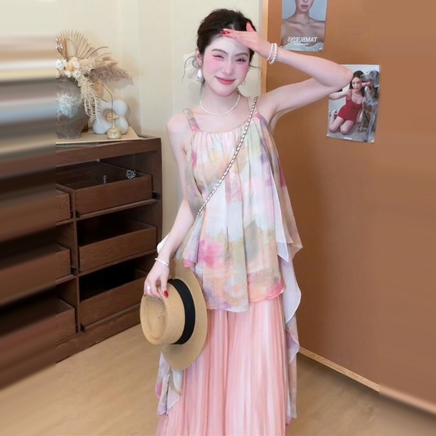 法式粉色碎花吊带连衣裙夏季2025年新款气质绝美海边度假长裙5311