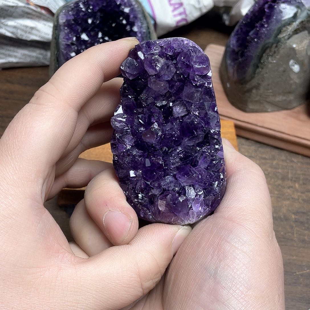 紫晶大型摆件（非配饰）未镶嵌