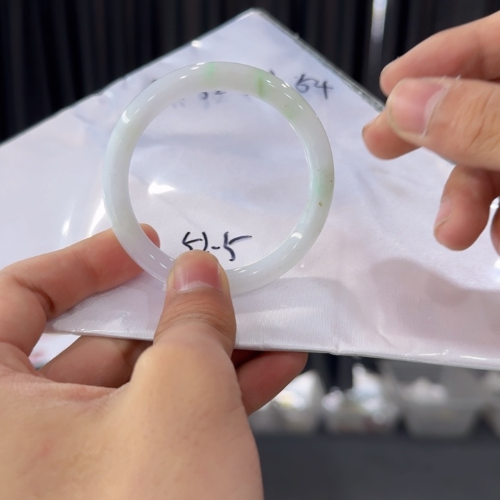 翡翠手镯未镶嵌纯天然缅甸翡翠A货