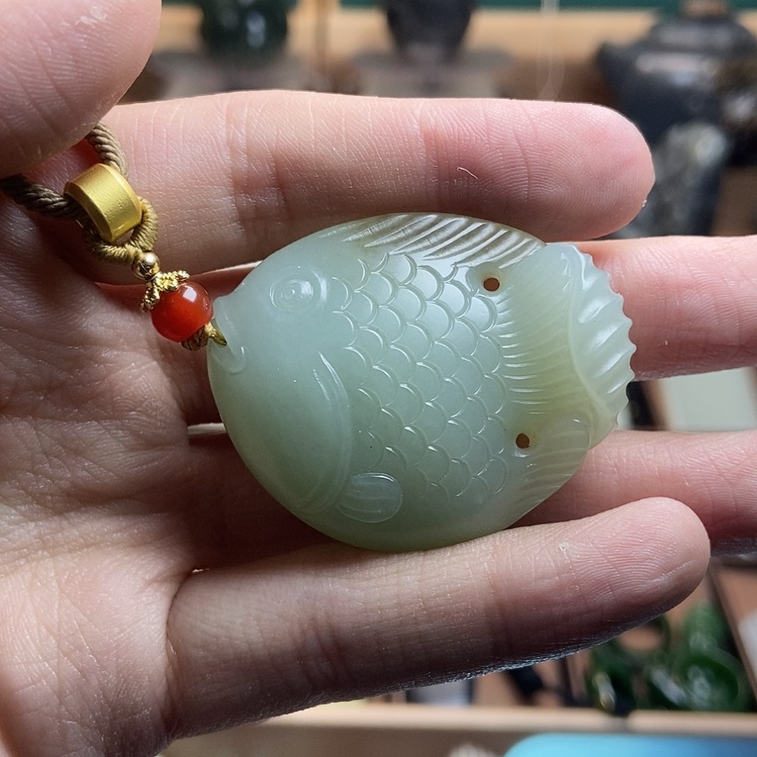 和田玉（糖玉）颈饰未镶嵌