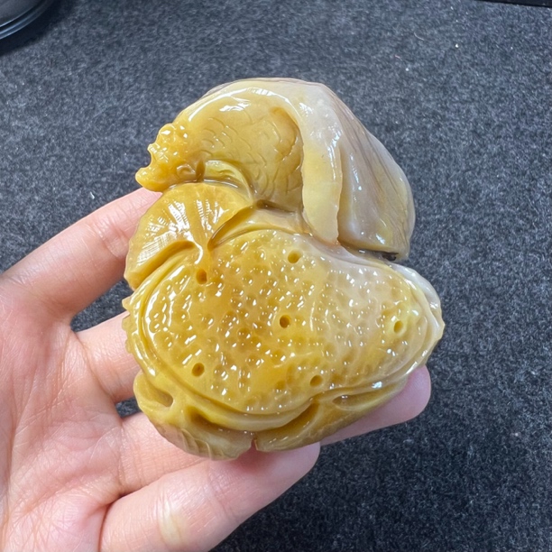 老挝石/金鱼手把件  尺寸7-5.5-3厘米