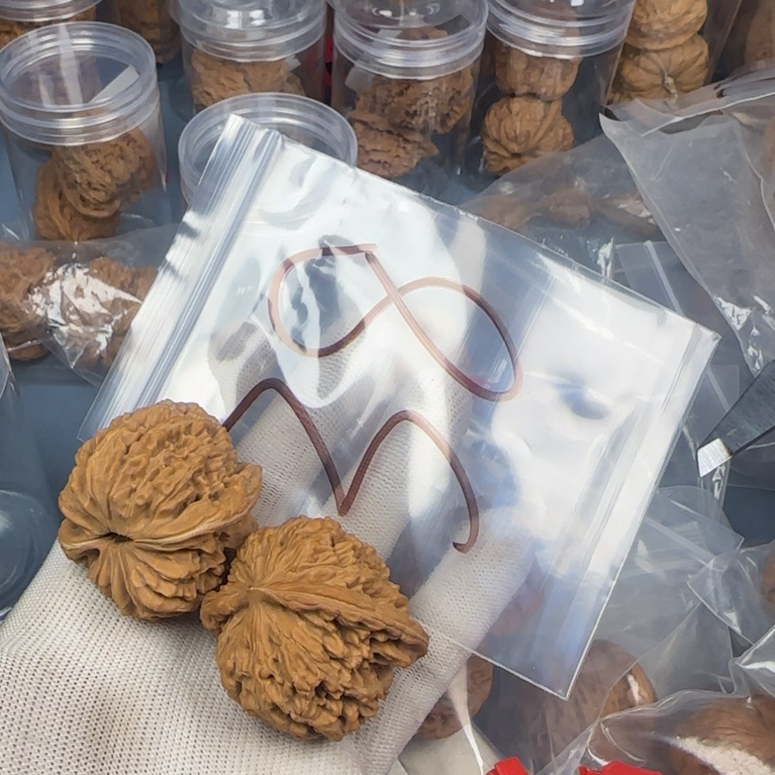 文玩核桃吊坠核桃