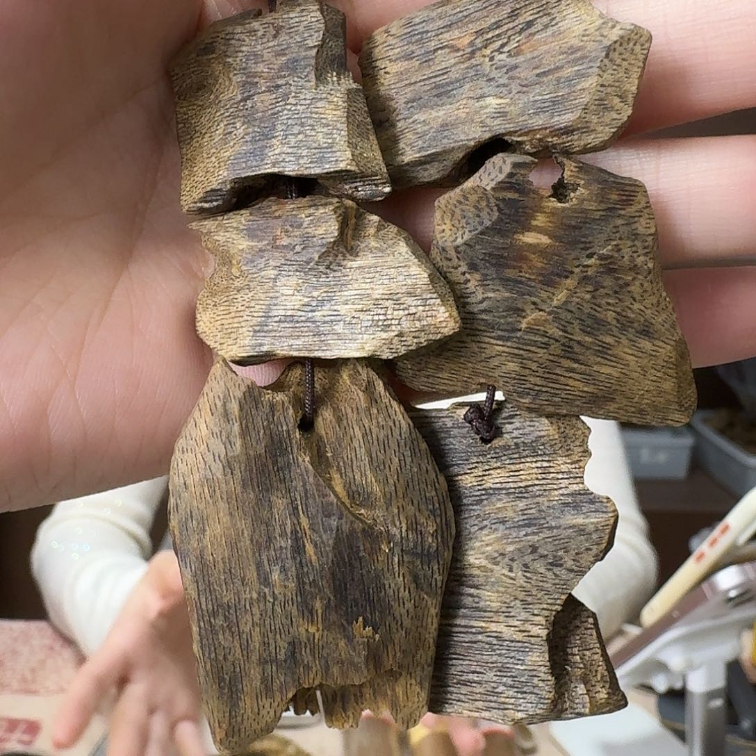 沉香碎屑沉香1号棋楠虫漏块料挂饰多样性发一条