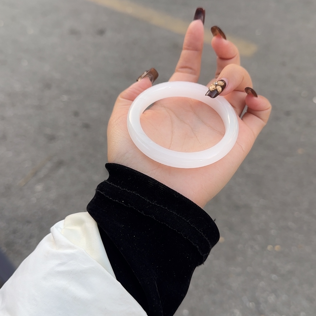 石英质玉未镶嵌手镯