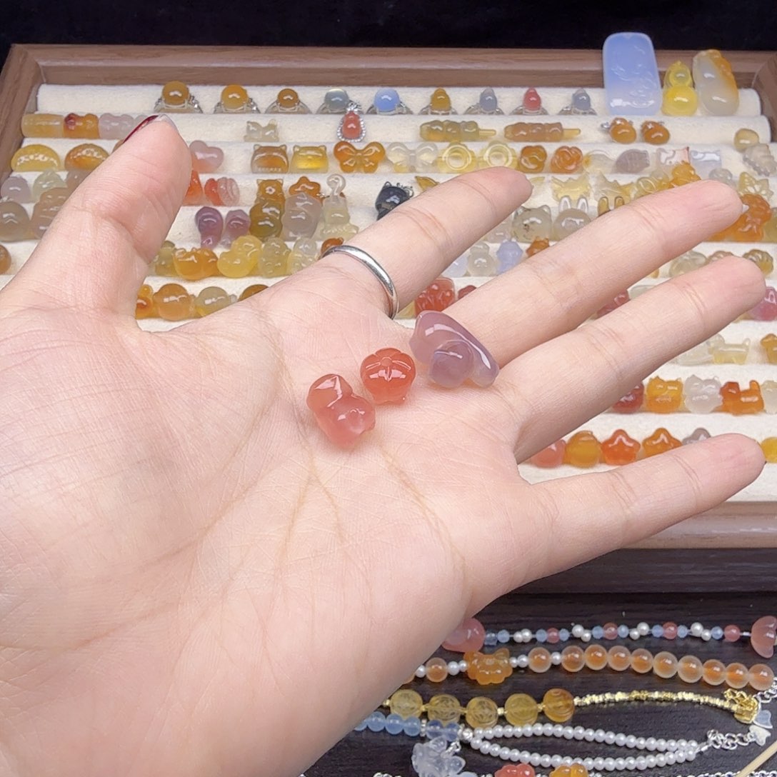 蓝****玛瑙/玉髓合金颈饰