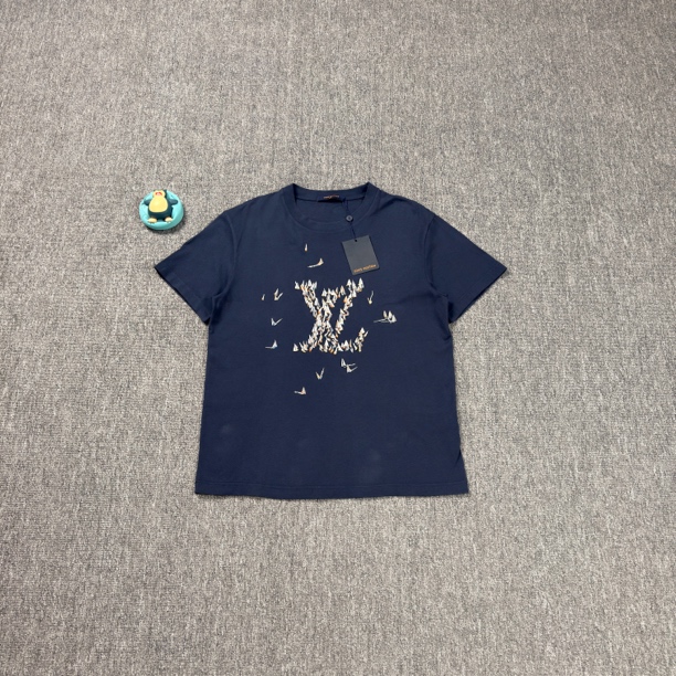 未使用 LouisVuitton/路易威登 25藏蓝色千纸鹤满印刺绣短袖/M码