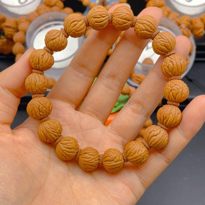 *****吊坠桃核见见见见3