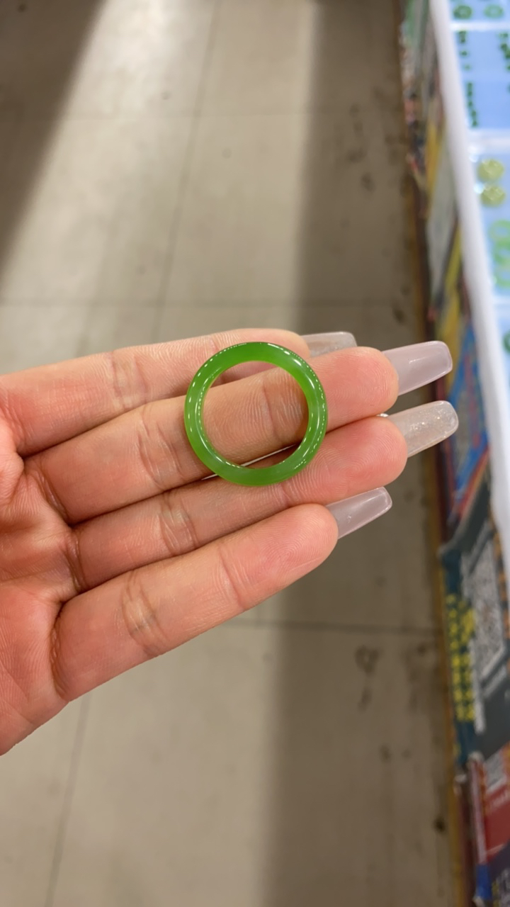 和田玉俄罗斯碧玉戒圈