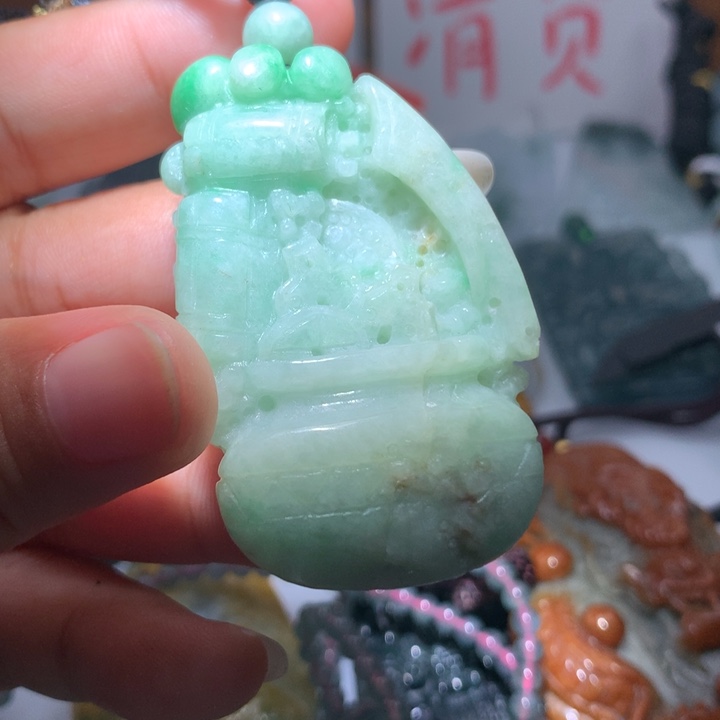 翡翠颈饰未镶嵌保真天然A货翡翠