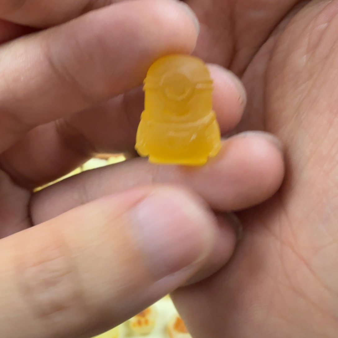 未镶嵌琥珀珠宝奇石