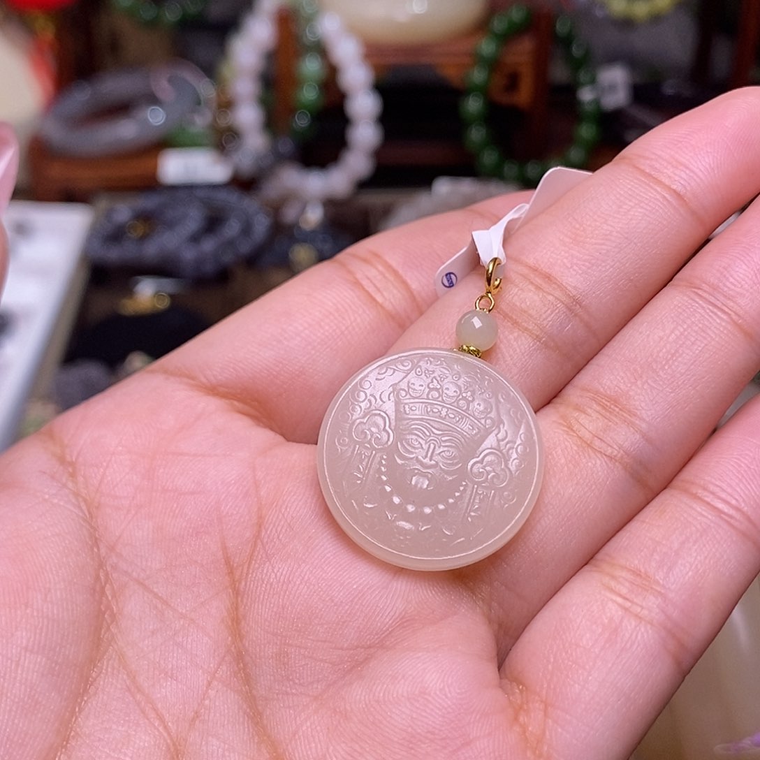 和田玉藕粉老矿料金镶扎基拉姆吊坠未镶嵌