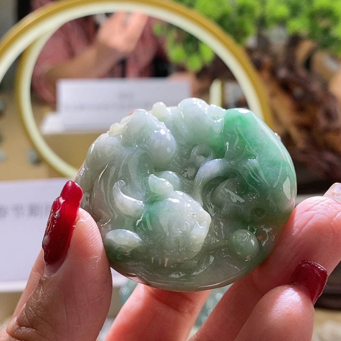 【闪购商品】翡翠颈饰未镶嵌貔貅