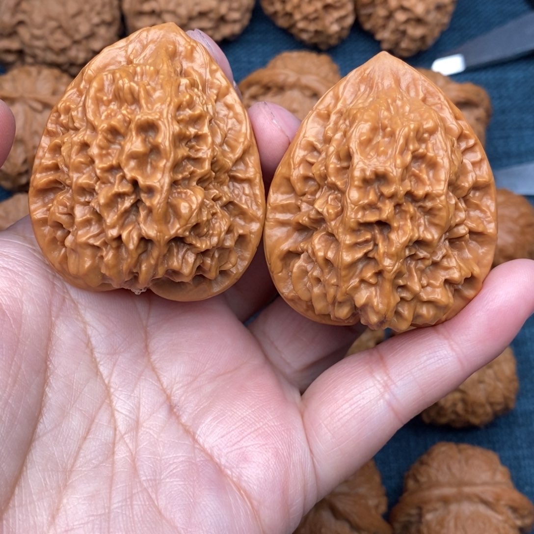 文玩核桃把件43毕业罗汉头