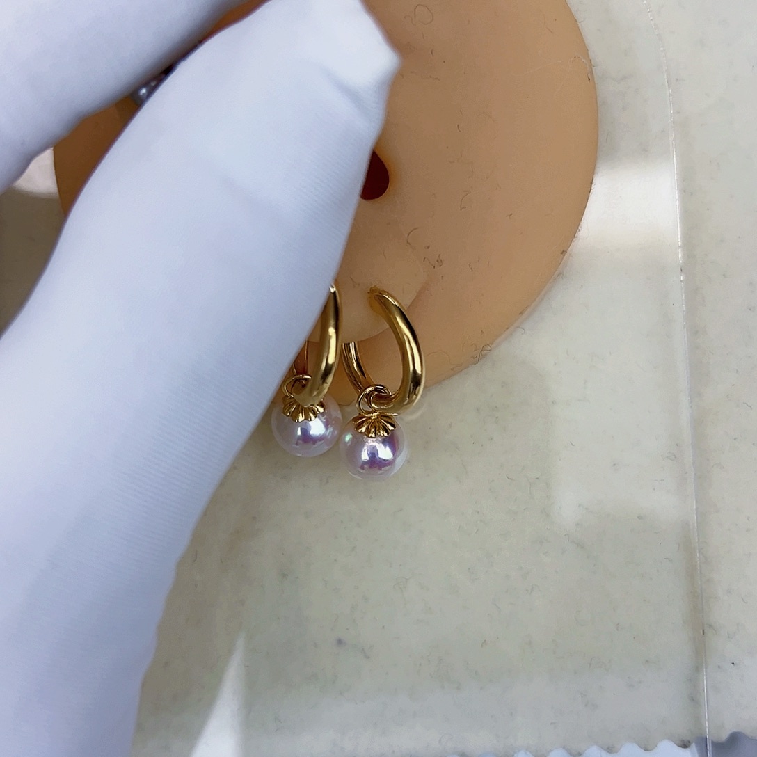 海水珍珠海水akoya许红豆耳扣7.5-8mm18K金镶嵌