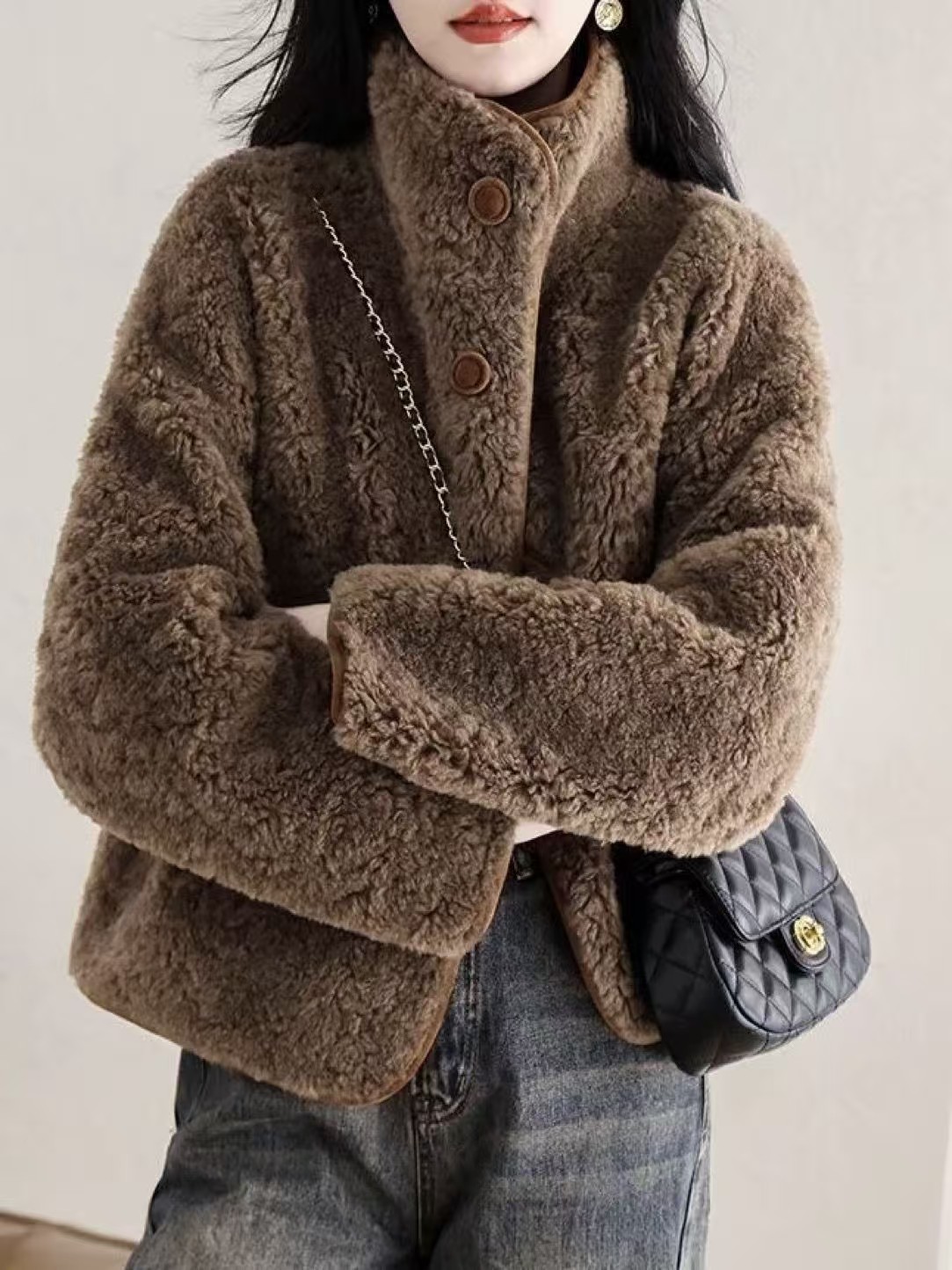 海宁两面穿颗粒羊剪绒女短款小个子羊毛皮草外套