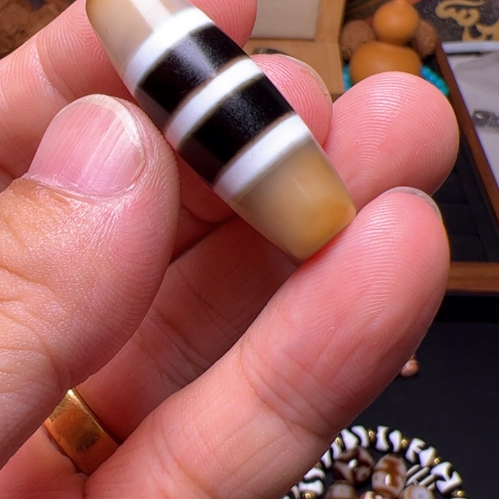 未镶嵌颈饰玛瑙/玉髓