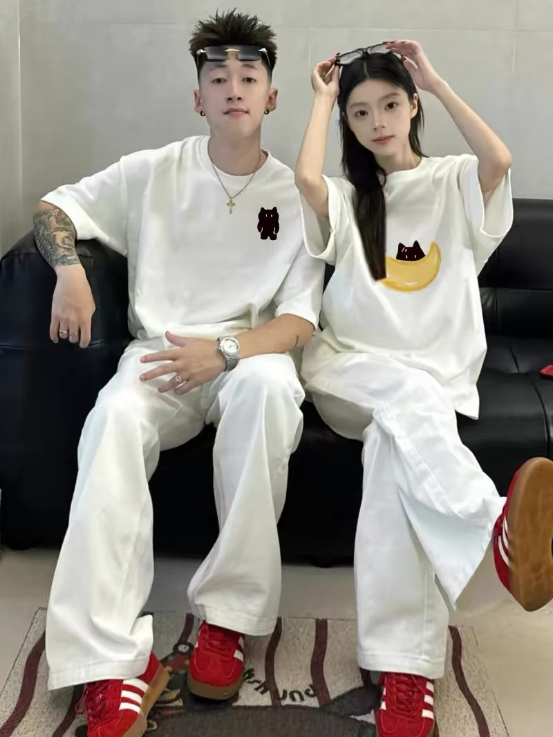 七夕特别的情侣装夏季T恤2025新款时尚设计感慵懒可爱猫白色短袖