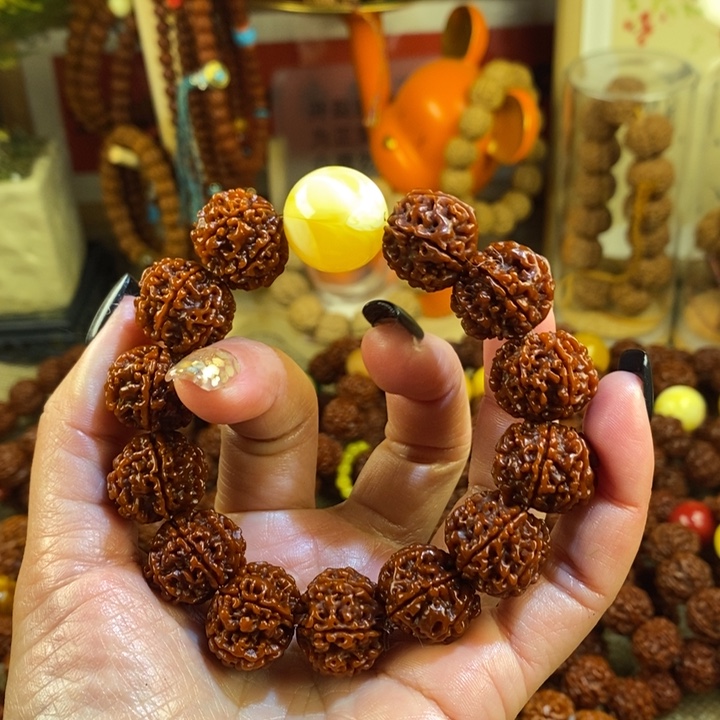 金刚菩提手串186玉化黄