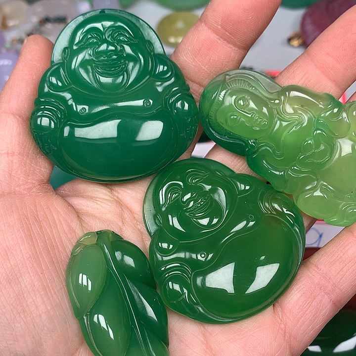 花***来玛瑙/玉髓未镶嵌颈饰