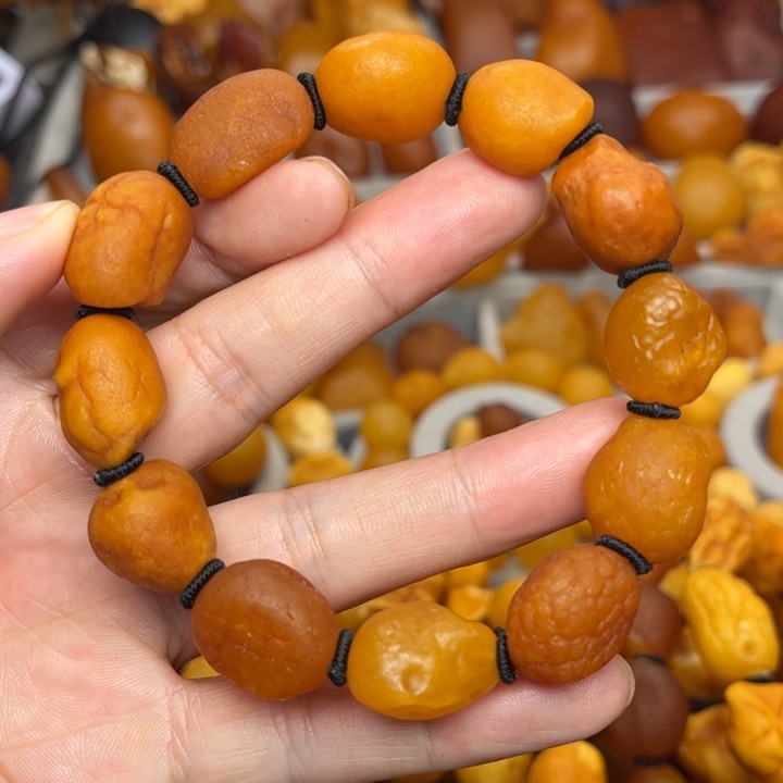 琥珀未镶嵌裸石天然蜜蜡手串