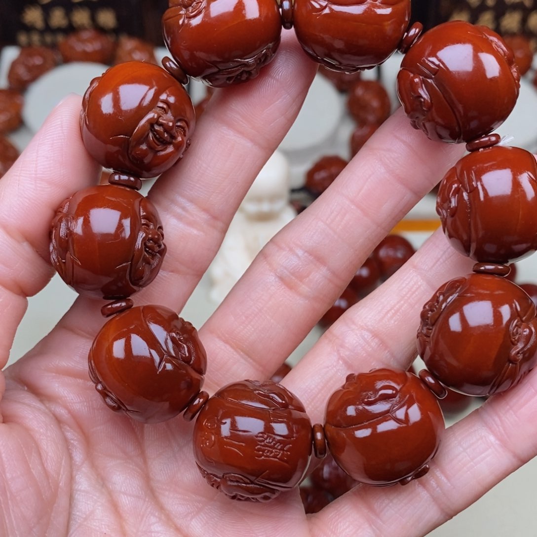 橄榄核吊坠A****东财迷，