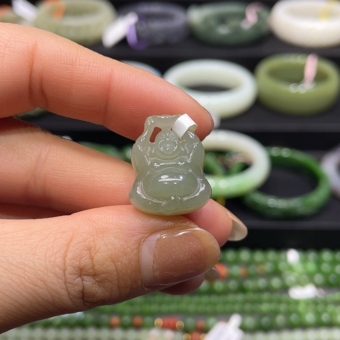 和田玉吊坠未镶嵌