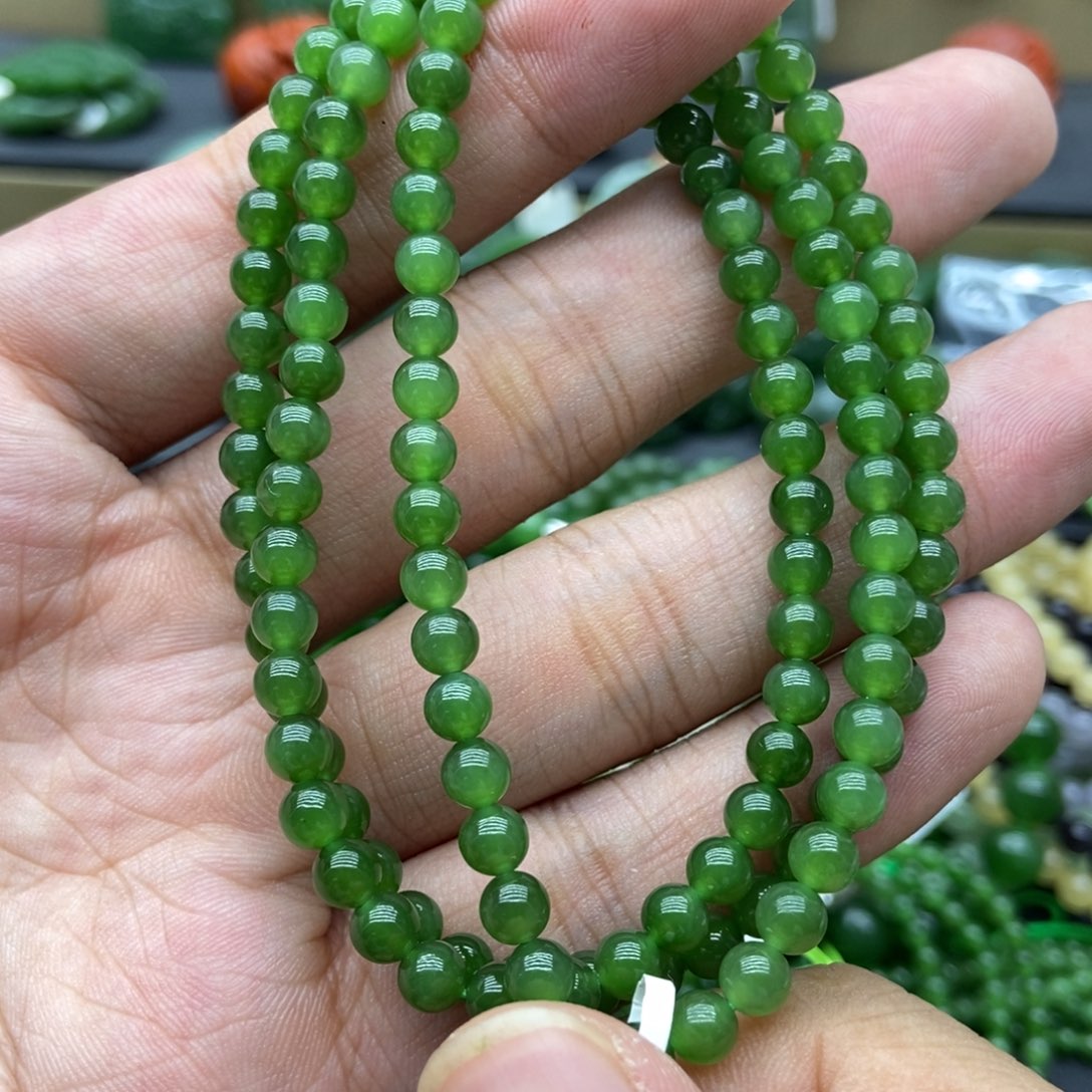 和田玉（碧玉）未镶嵌项链