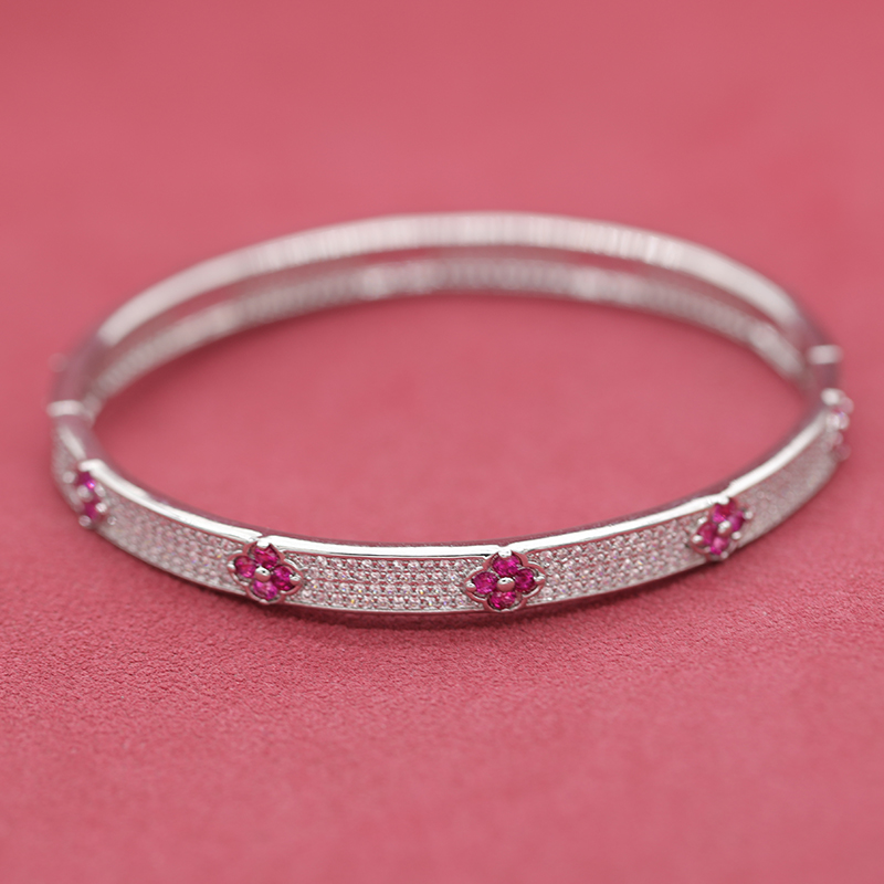   百搭气质经典手镯l899