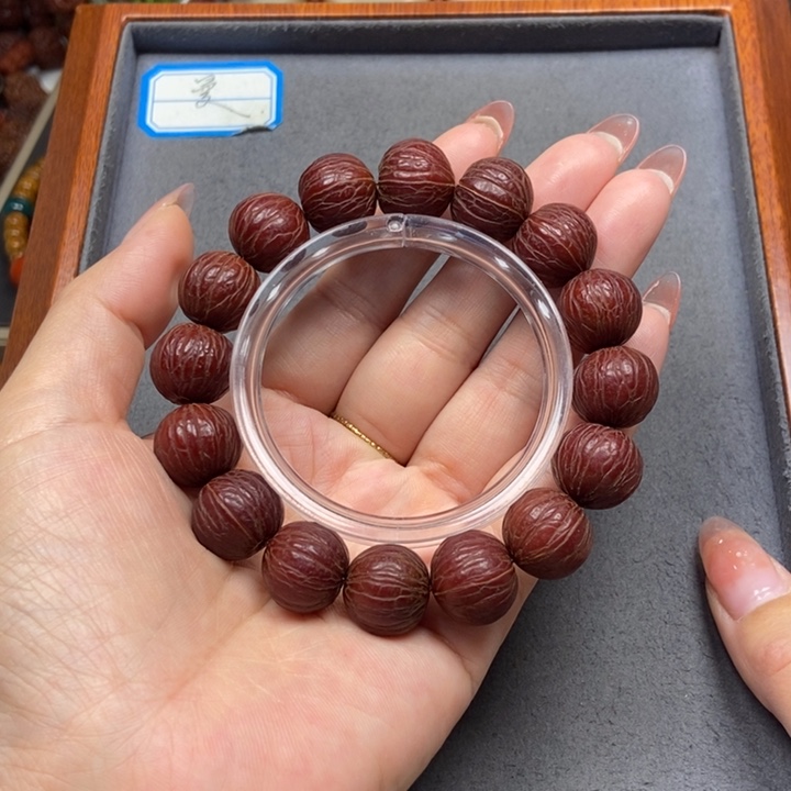 猴头核桃吊坠菩提