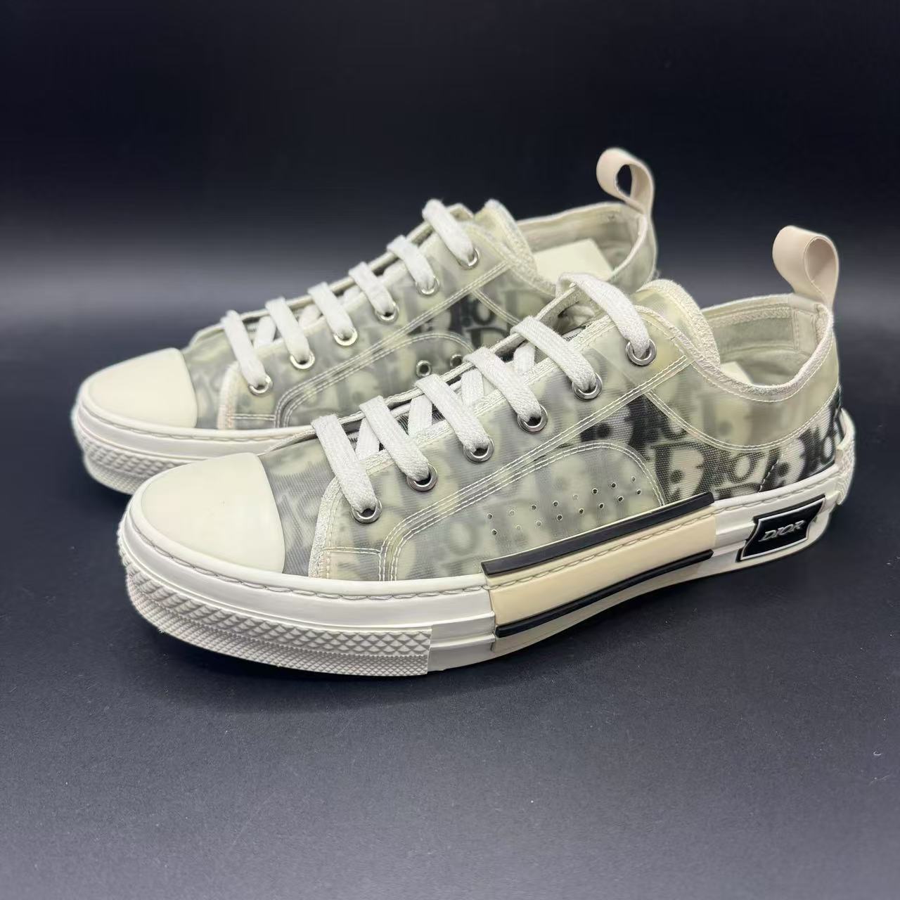 95新 DIOR/迪奥 男士时尚百搭logo满印白色板鞋41.5码x064h