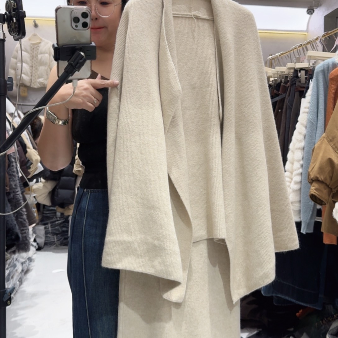 贝壳附近穿到140斤之内米色的