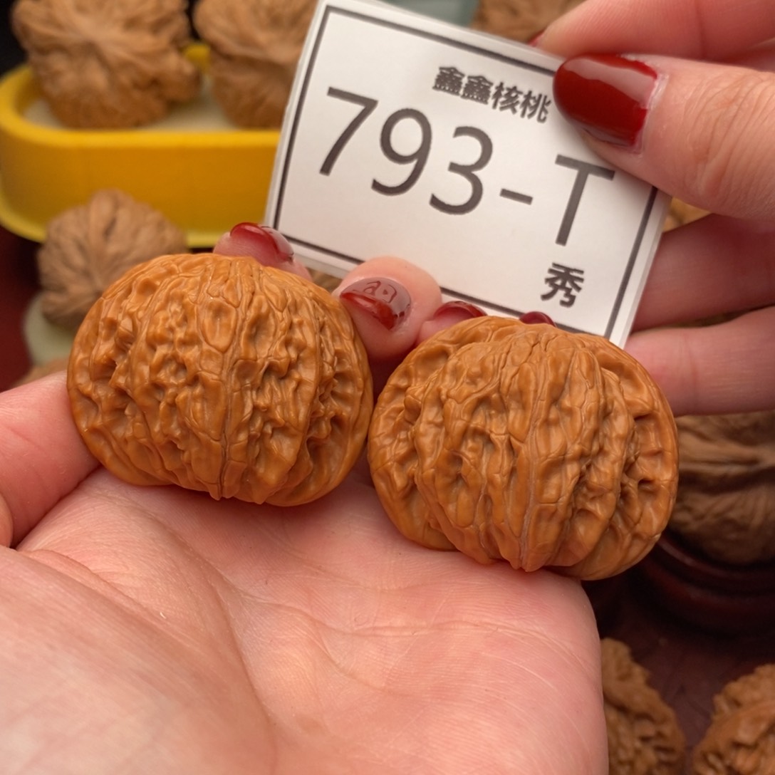 文玩核桃把件正磨40