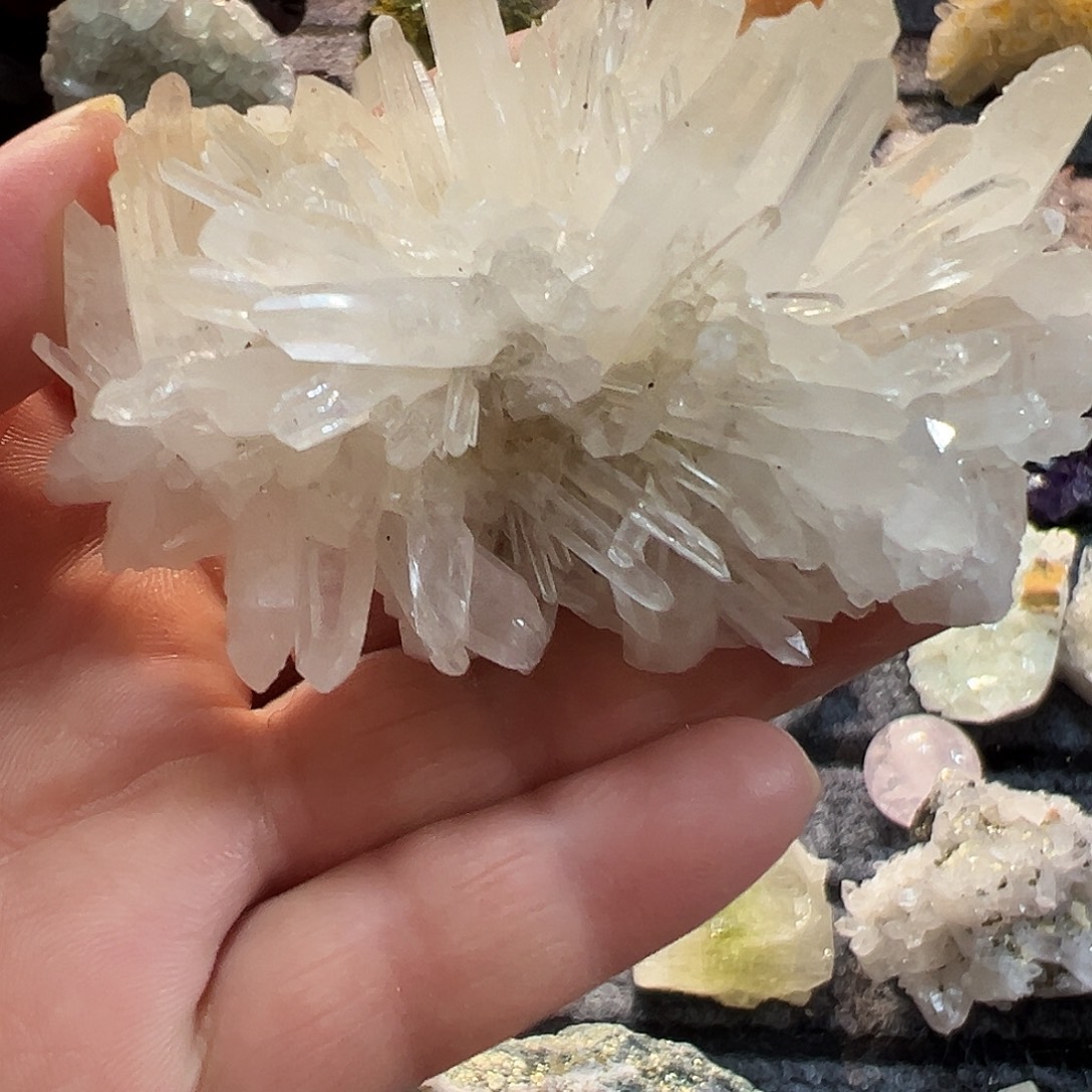 未镶嵌珠宝半成品水晶