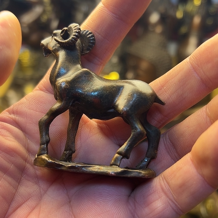 铜器工艺精湛精巧别致精美