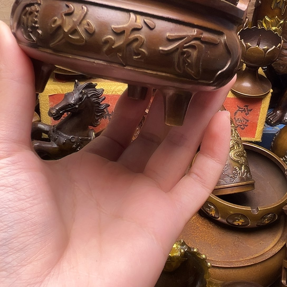 铜器摆件老王直播间 