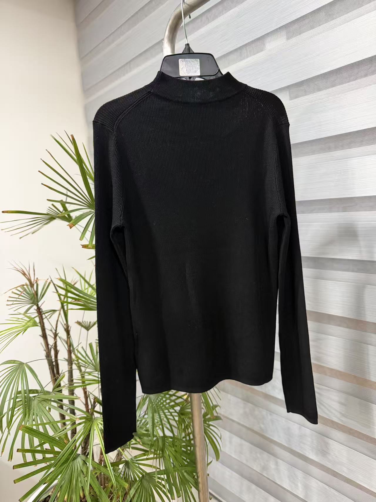 【炸裂的来啦】杨树林霸气女主纯元打底衫！